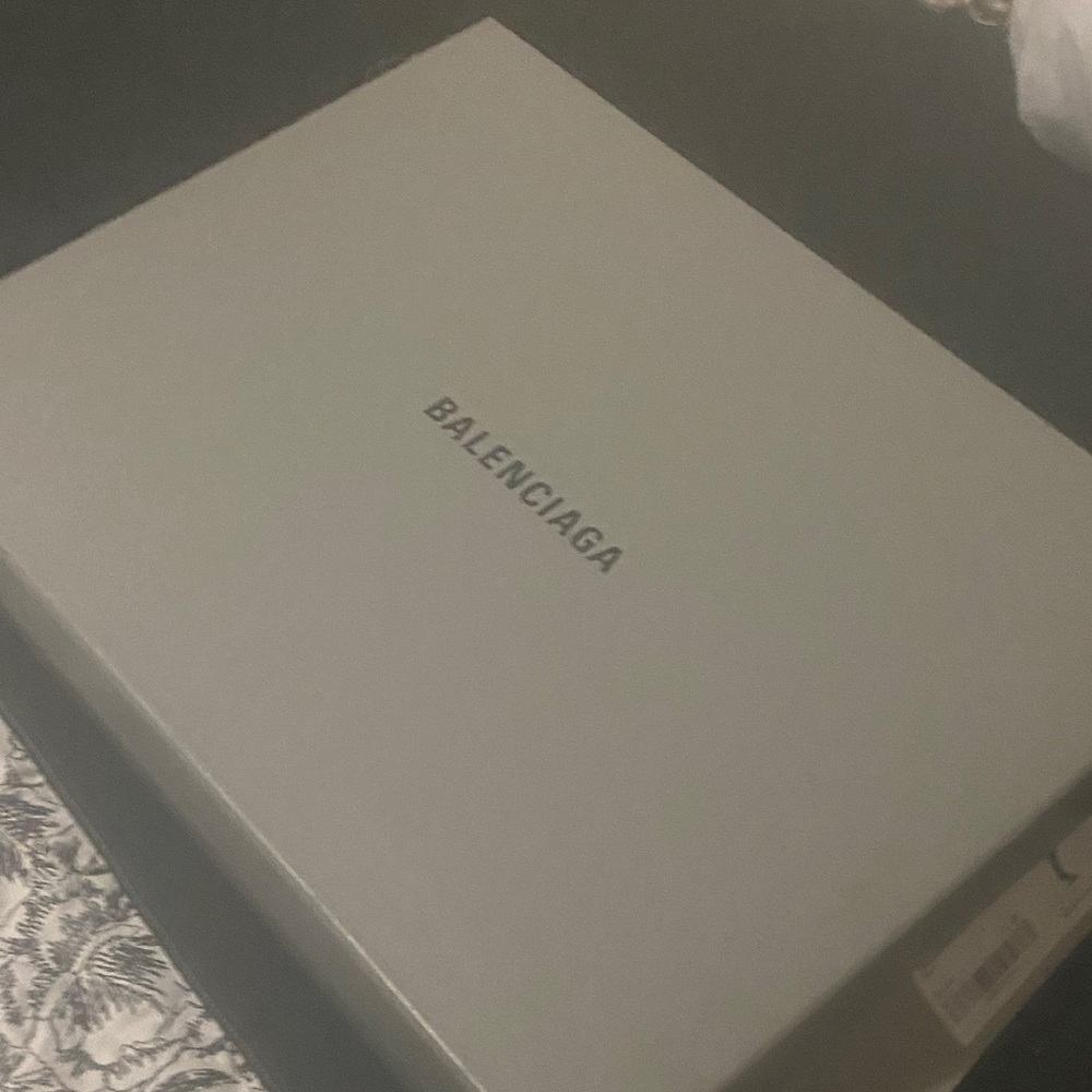 Balenciaga Women's Athletic Shoes - Gray